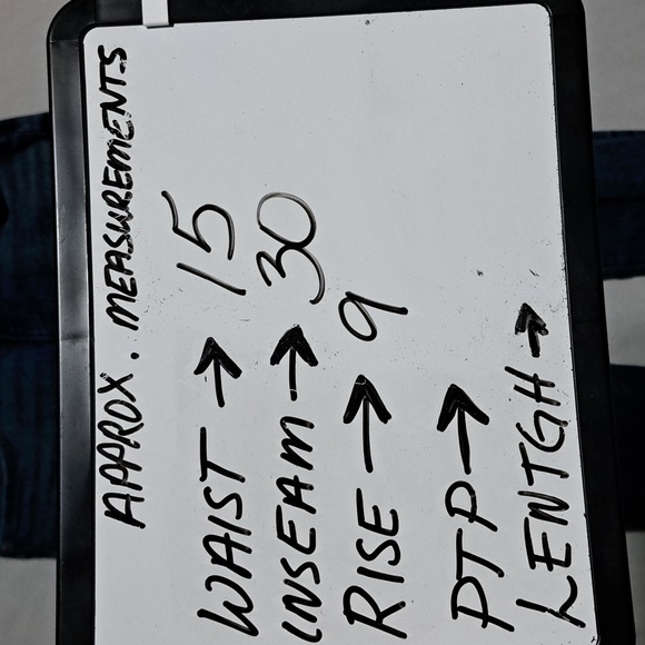 Lucky Straight Jeans - Picture 4 of 9